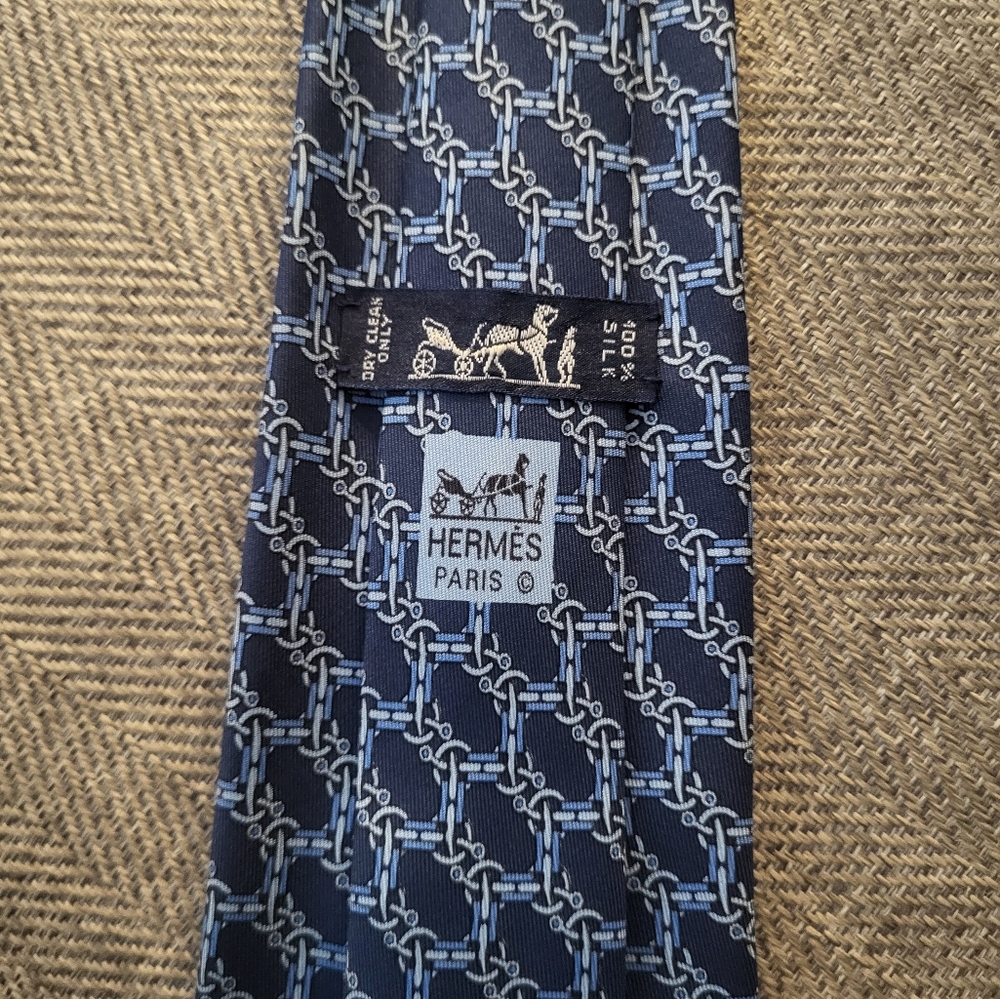 Vintage Hermès Silk Blue Neck Tie Style 7524 IA